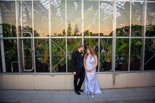 mobile - carousel-hero-element image-4