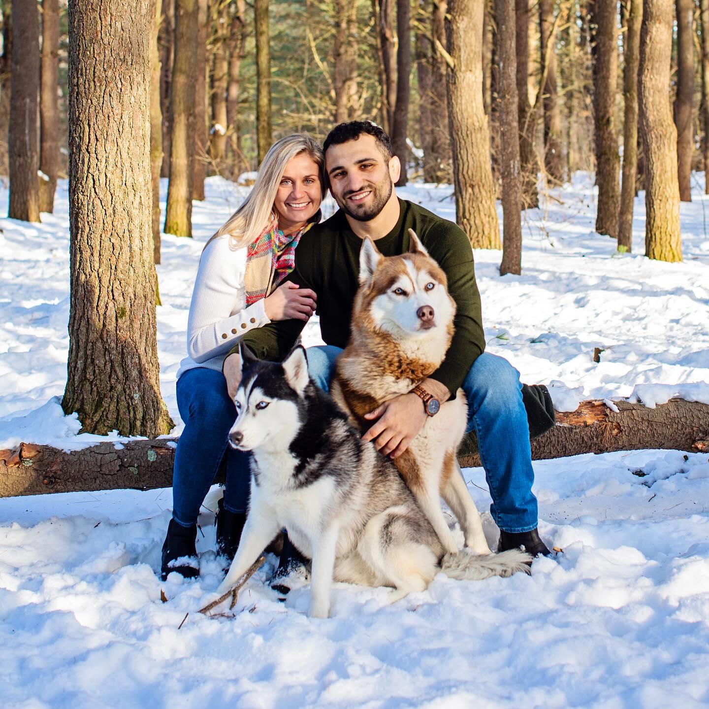 Welcoming Winter: The Perfect Time for Memorable Photoshoots in Grand Rapids, Michigan